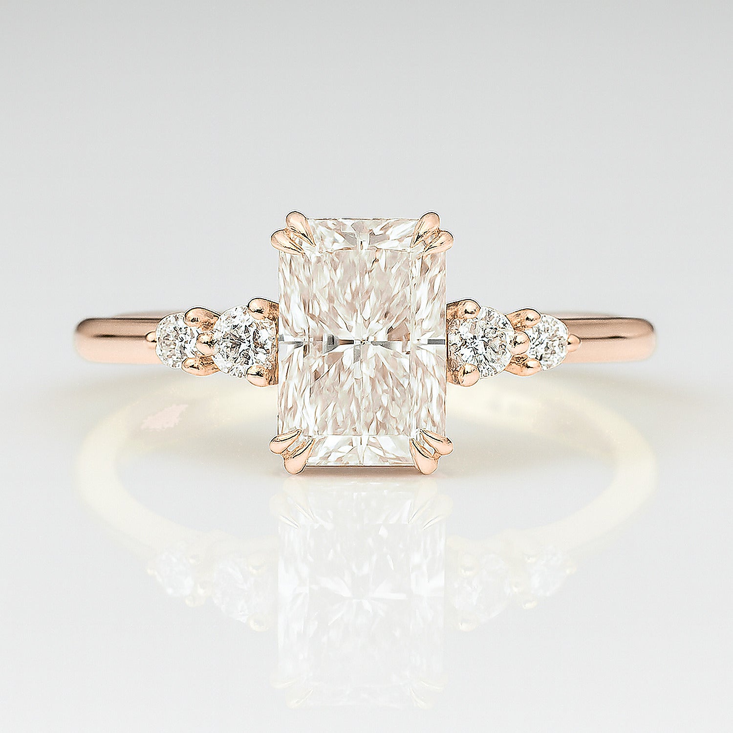 The Alba | Setting Only