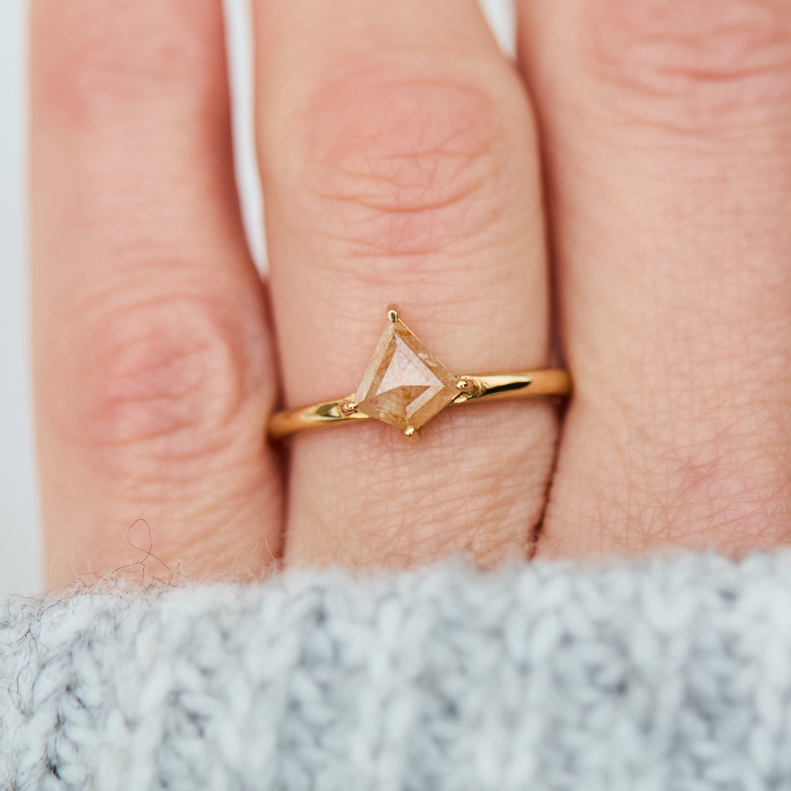 18ct yellow gold peach Kite Diamond solitaire Ring