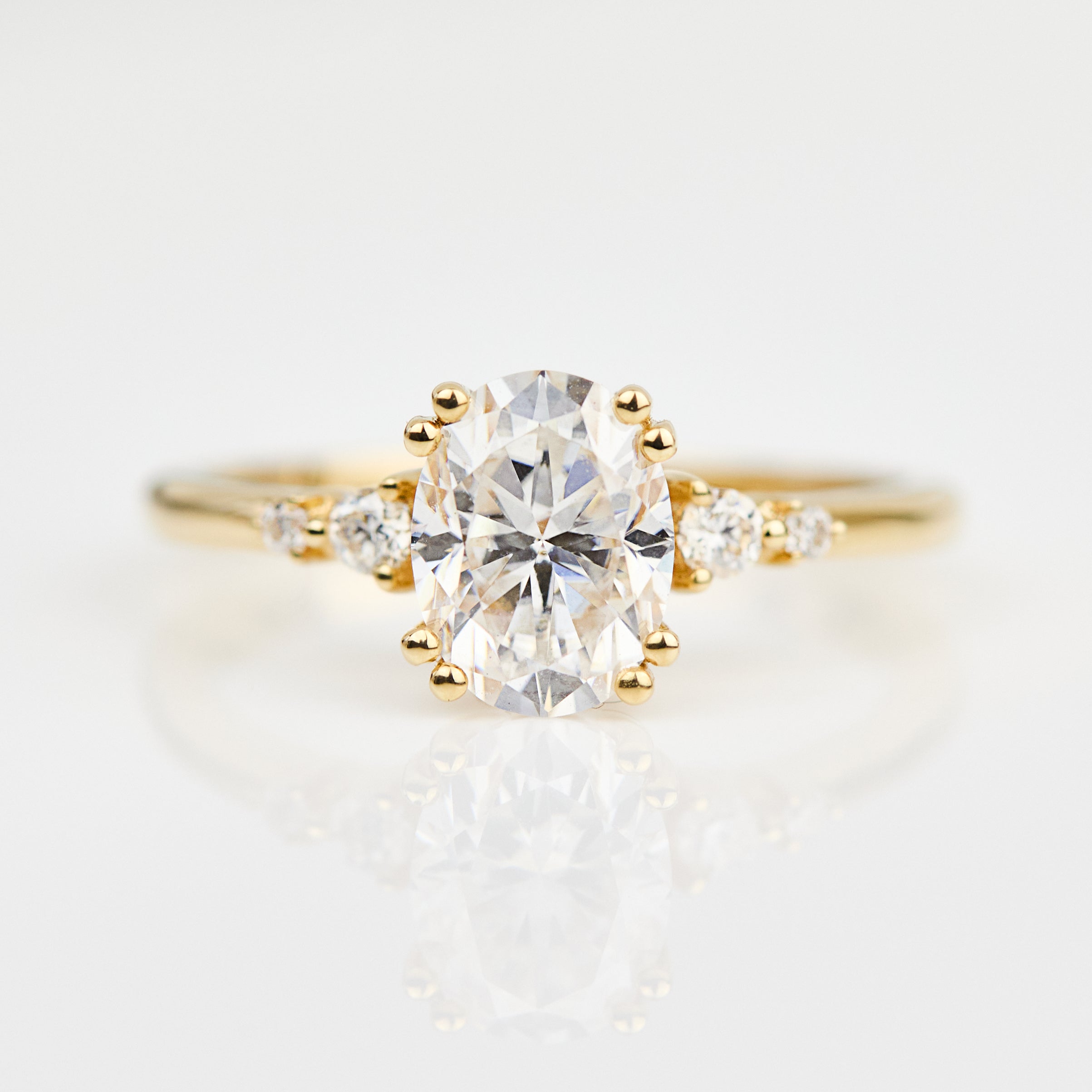 Lab grown diamond ring uk