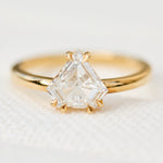Lab grown diamond ring uk