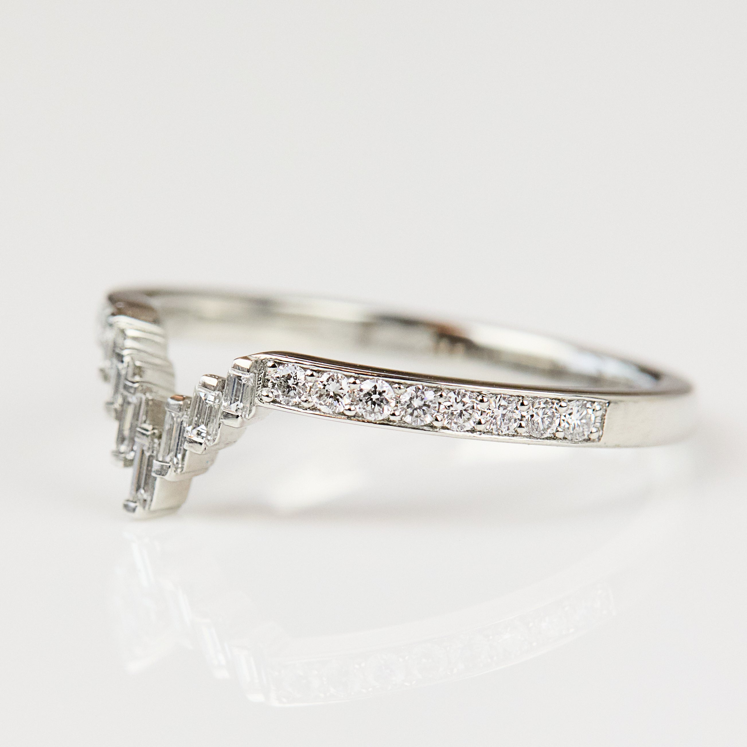 Platinum diamond wedding ring women