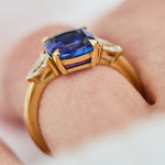 Sapphire engagement rings uk 