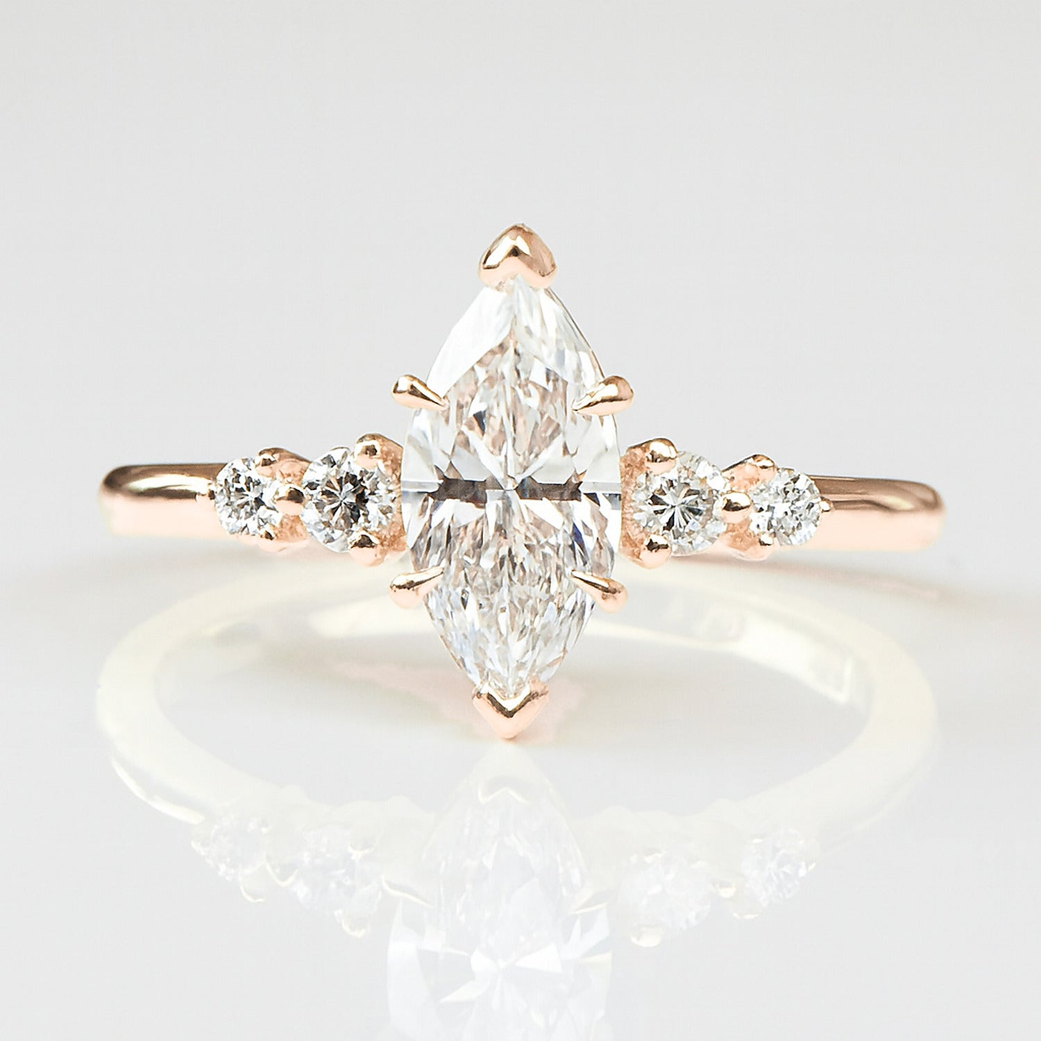 The Alba | Setting Only