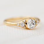 18ct yellow gold round brilliant cut one-of-a-kind lab grown diamond ring UK