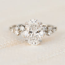 oval lab grown diamond cruz engagement ring in platinum