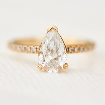 Pear Lab-Grown Diamond Engagement Ring