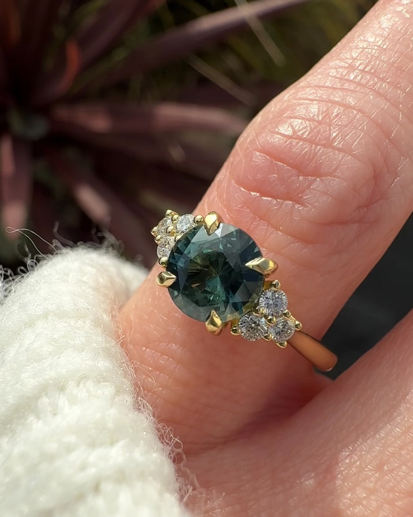 round madagascan sapphire yellow gold engagement ring