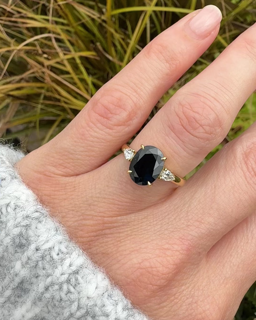 Sapphire engagement rings UK