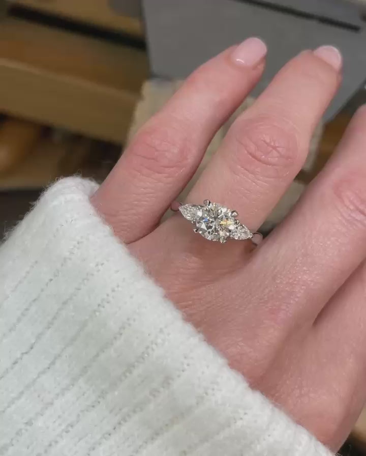Lab grown diamond ring uk