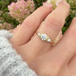 18ct yellow gold round brilliant cut one-of-a-kind lab grown diamond ring UK