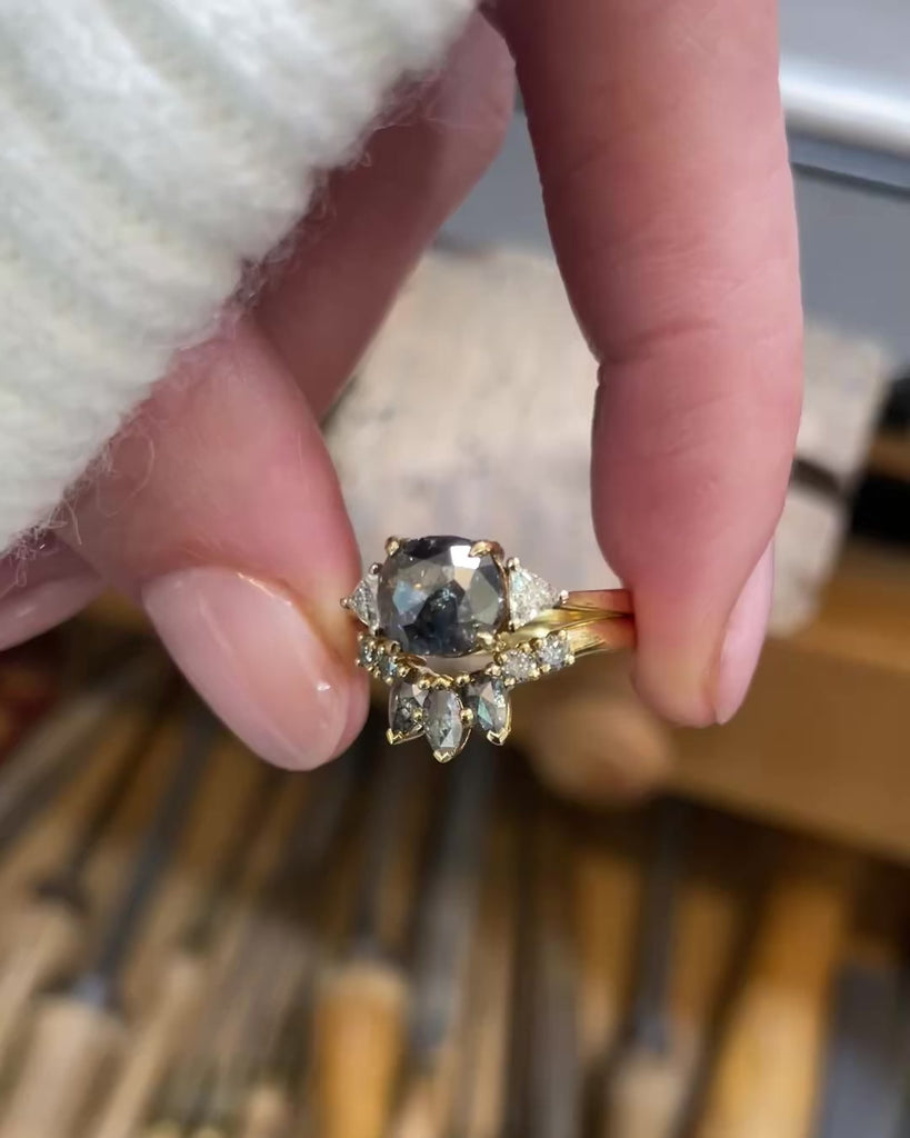 18ct yellow gold diamond wedding ring women