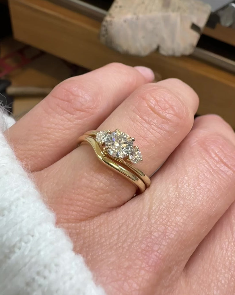 Bespoke Fitted Curved Wedding Ring