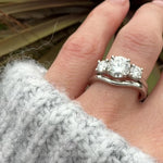 Platinum wedding ring women