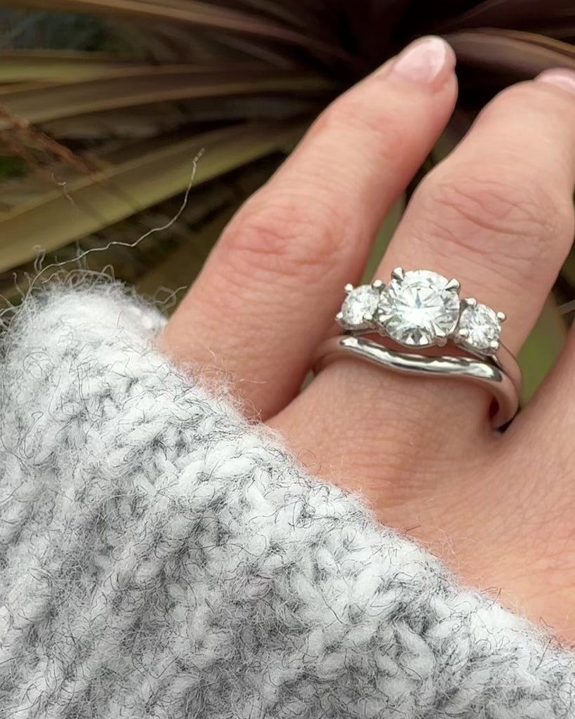 Platinum wedding ring women