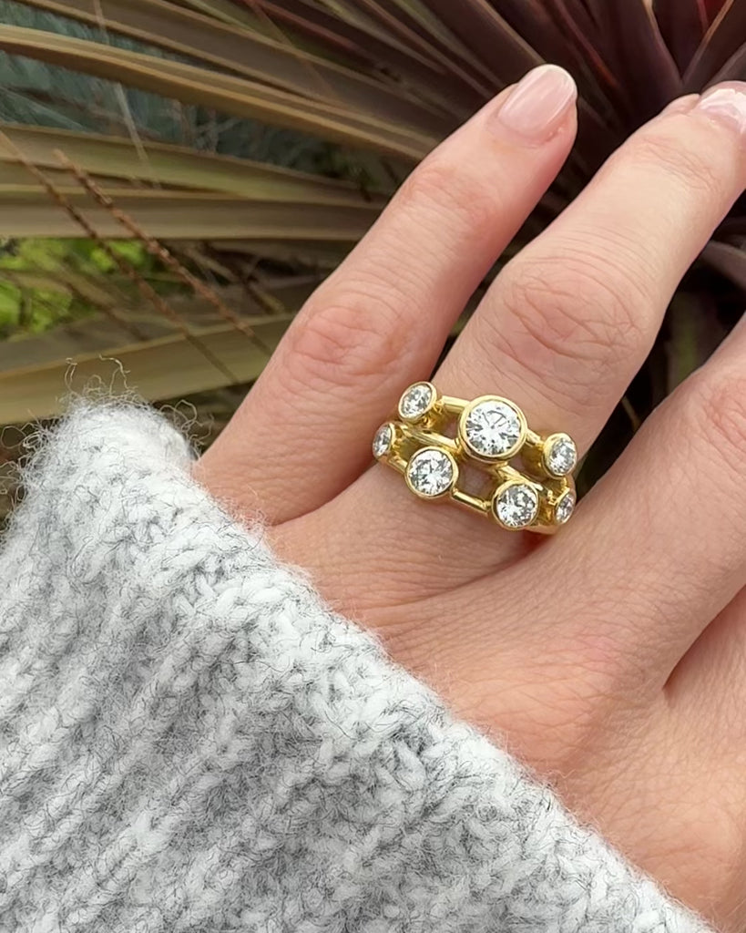 Custom engagement rings