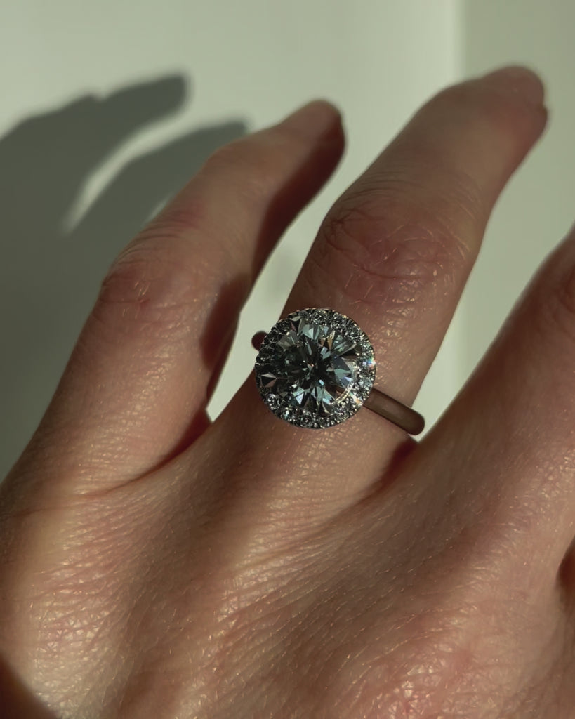 Round Brilliant Cut Lab-Grown Diamond Engagement Ring