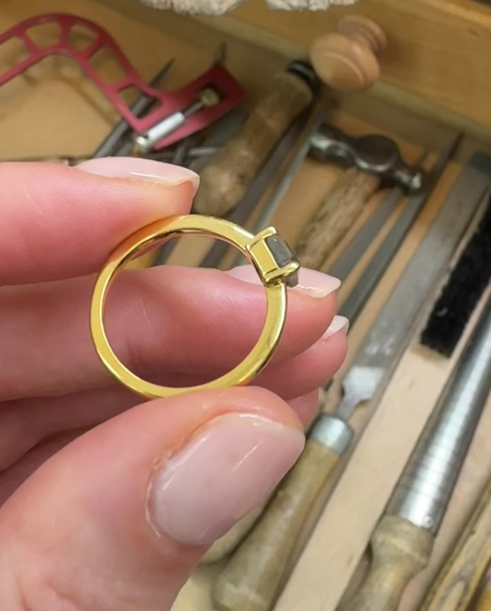 Custom engagement rings
