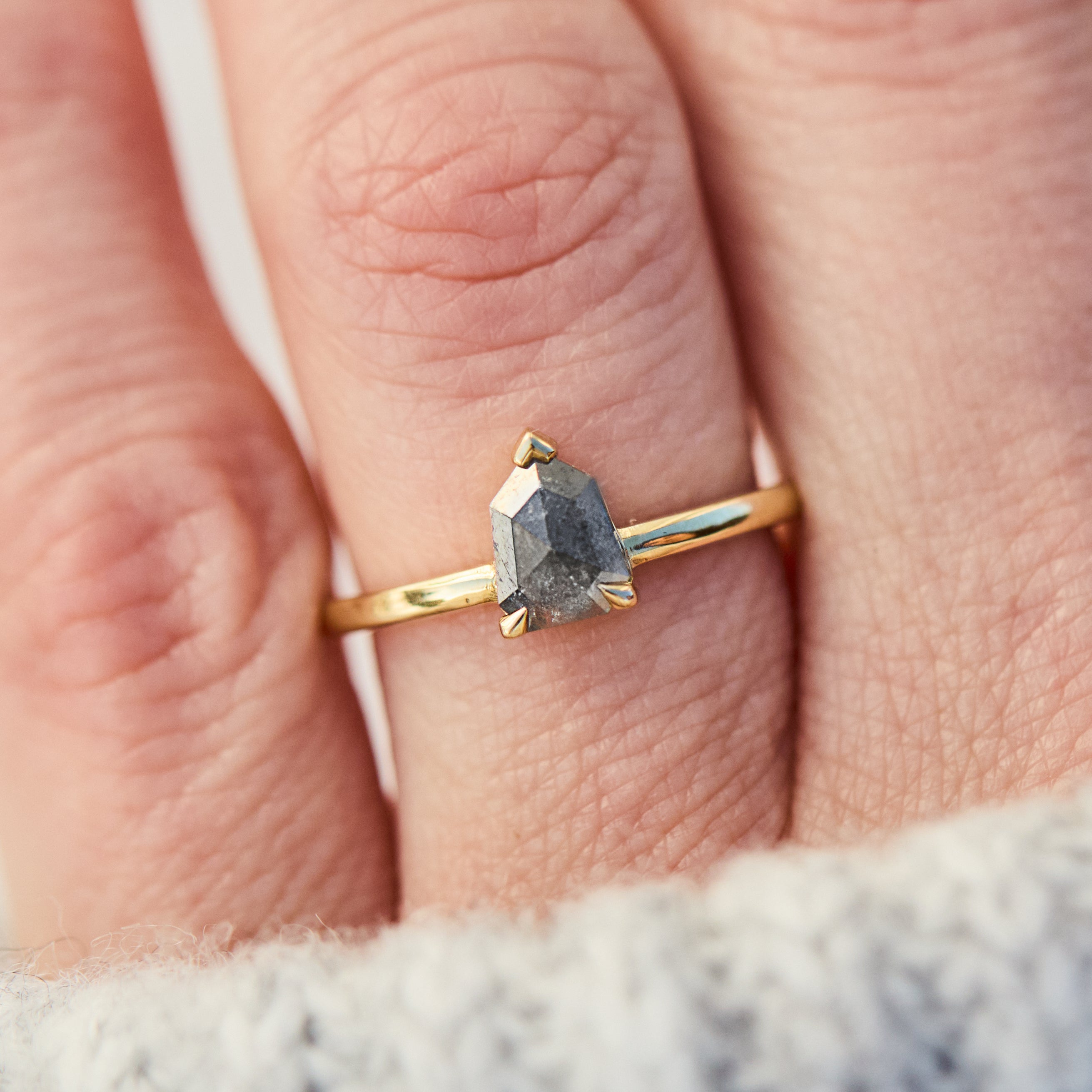 Custom engagement rings