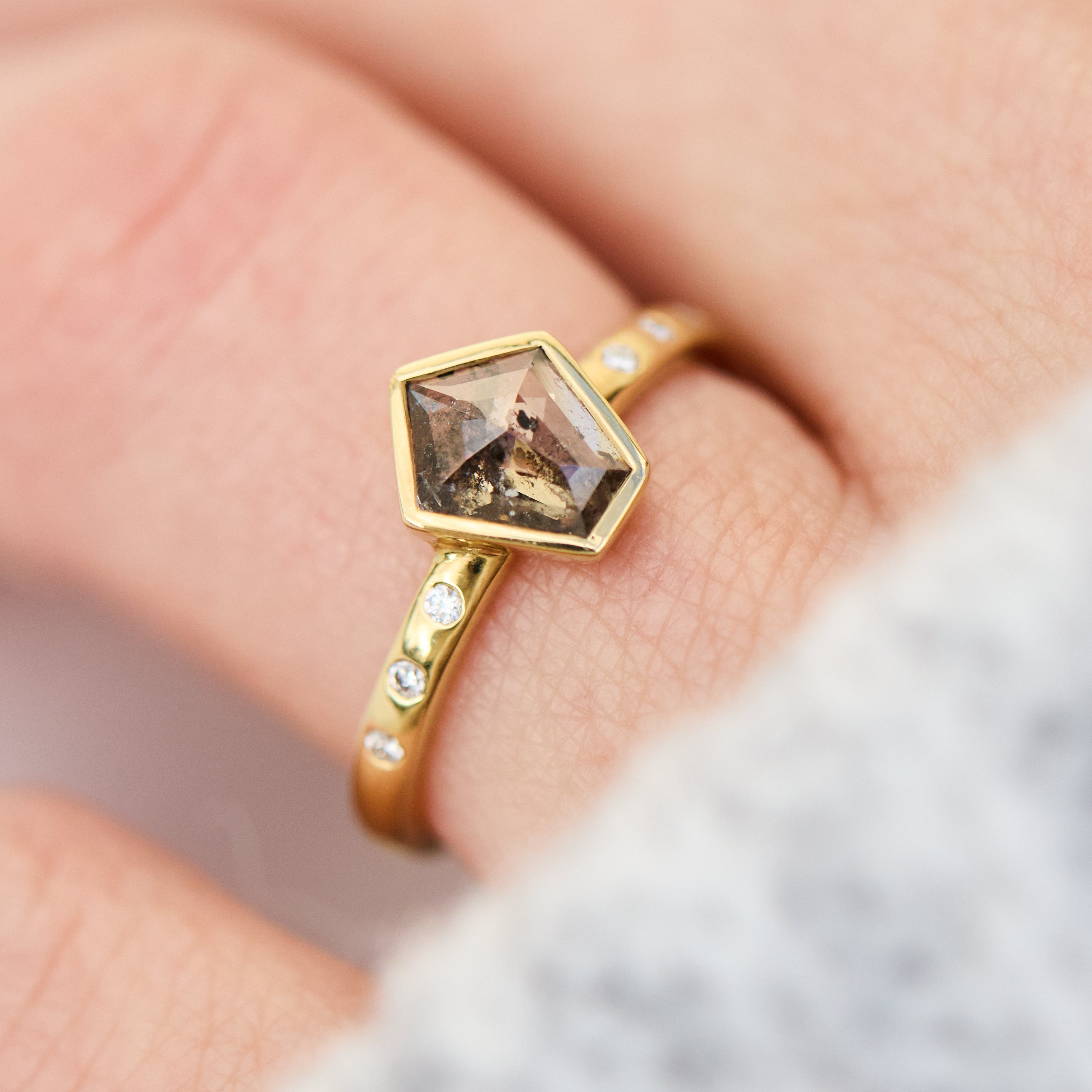 18ct yellow gold salt and pepper shield diamond engagement bezel ring