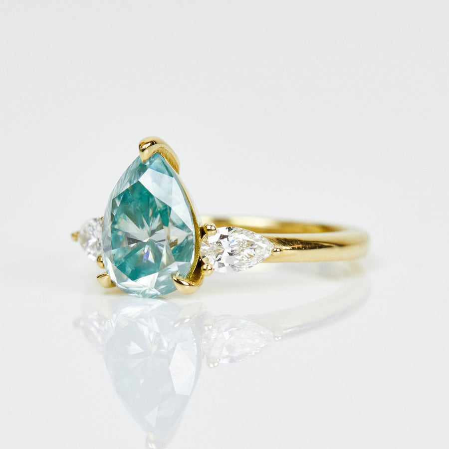 Sophia Perez Jewellery Engagement Ring 2.50ct Pear Green Moissanite Engagement Ring, Luna Setting