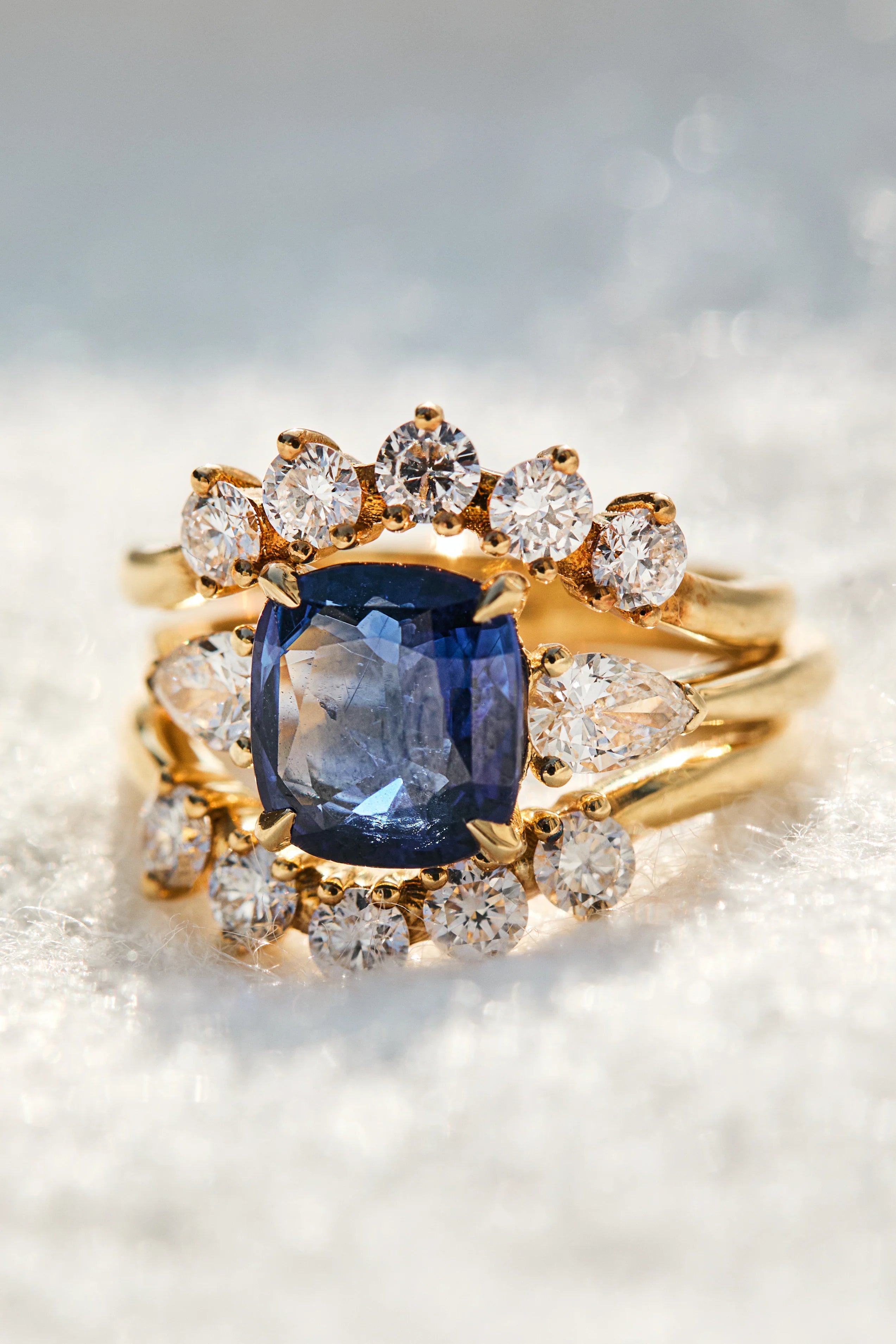 sri lankan sapphire diamond yellow gold engagement ring