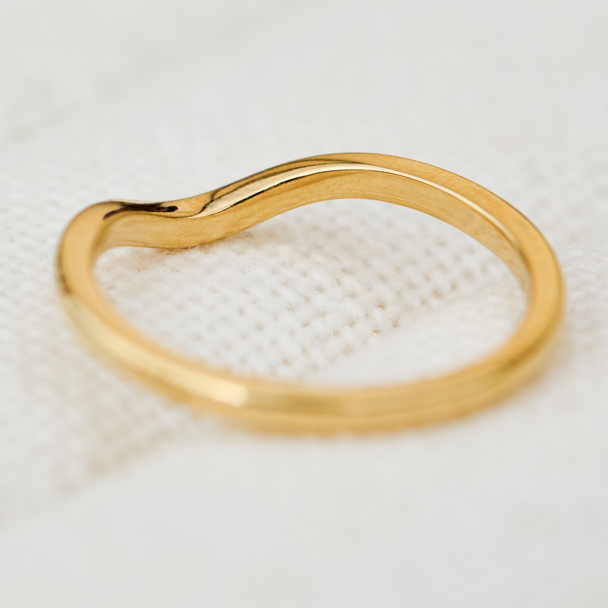 The Anaïs Wedding Ring