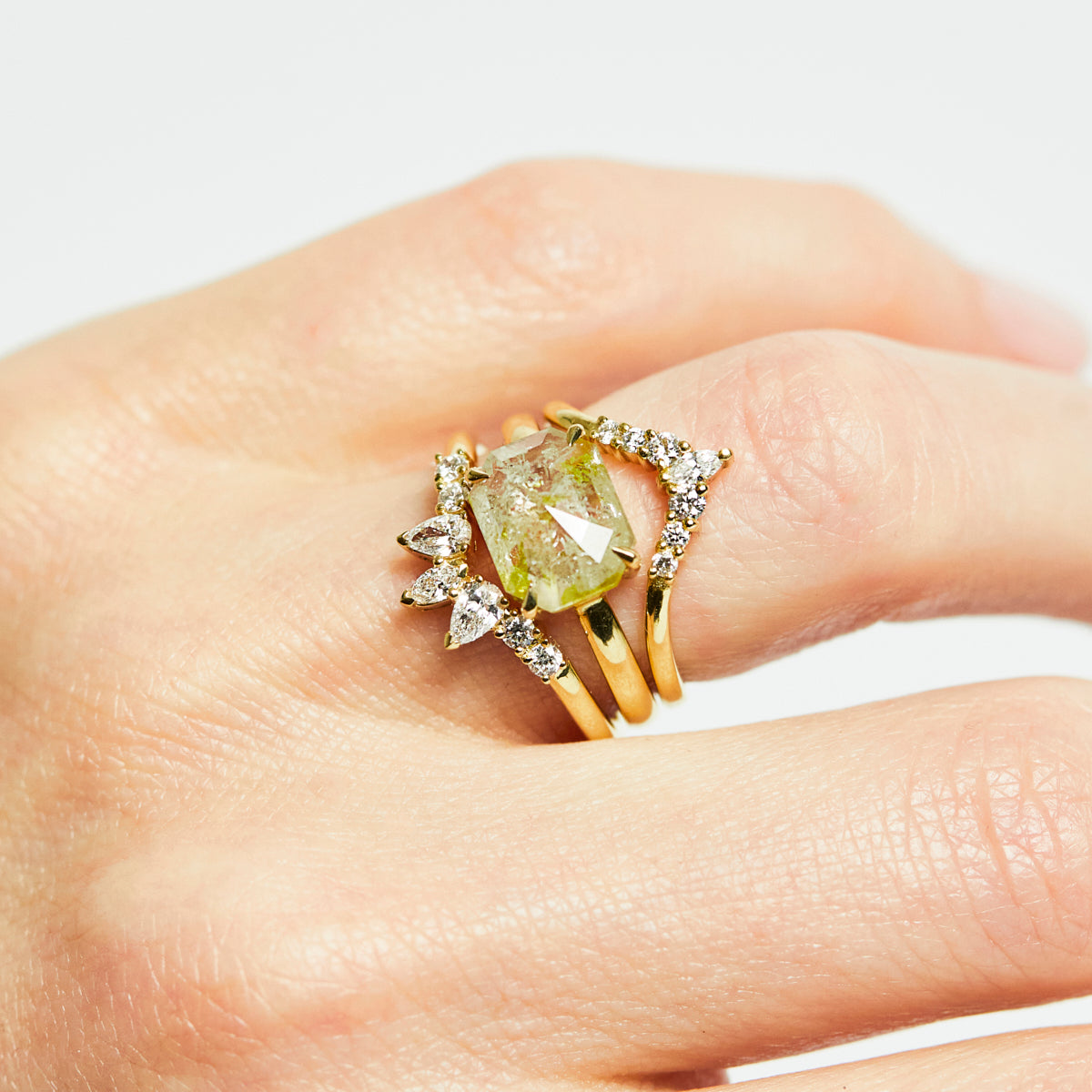 18ct yellow gold diamond wedding ring women