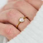 Lab grown diamond ring uk